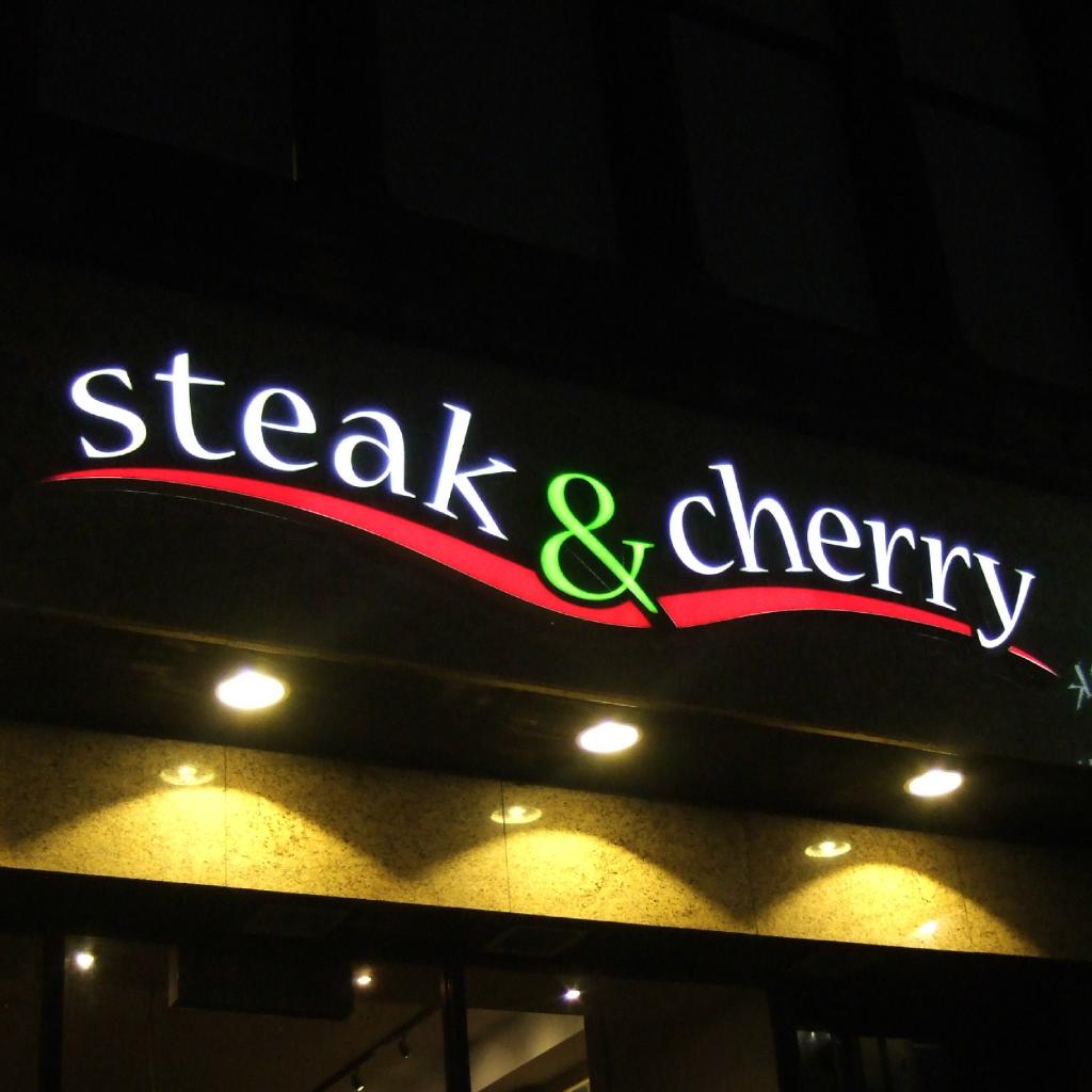 steakandcherry's tweet photo. #MondayMotivation! 🙌

"Highly recommend #SteakandCherry. Friendly staff, warm atmosphere and good food. Couldn't ask for more."

We were delighted to receive this fantastic review from Ash on TripAdvisor this weekend! ✨ #Glasgow https://t.co/4SMoydsN7p