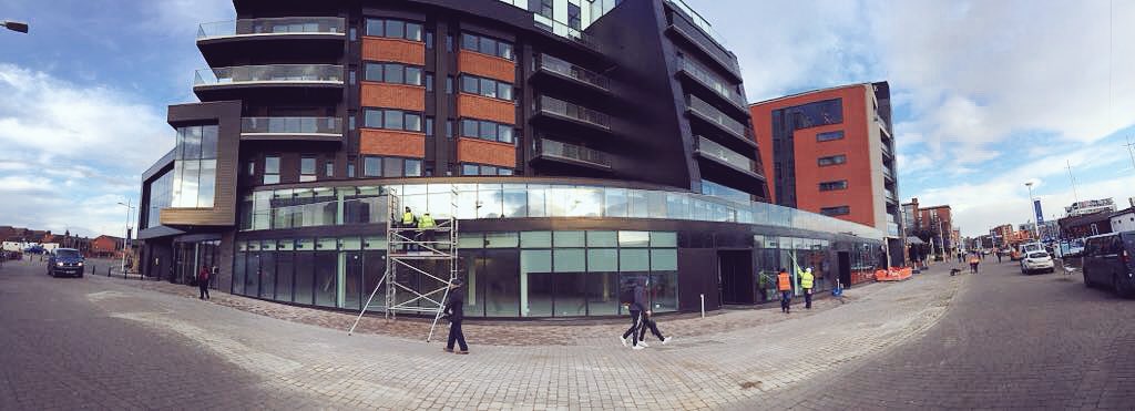 onethebrayford's tweet photo. And the hoarding is down! We are so pleased with how slick the front looks from street level #Lincoln #cityliving #views https://t.co/dLb31ZZ93p