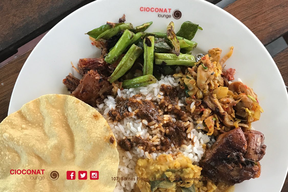 cioconatsl's tweet photo. CIOCONAT lounge now prepares all your favorite Rice and Curry dishes. A special rate for corporate orders. Please call us on 0776347479 for more information :) #Srilanka #LKA #ColomboFoodie https://t.co/7GEzWQ5oqF