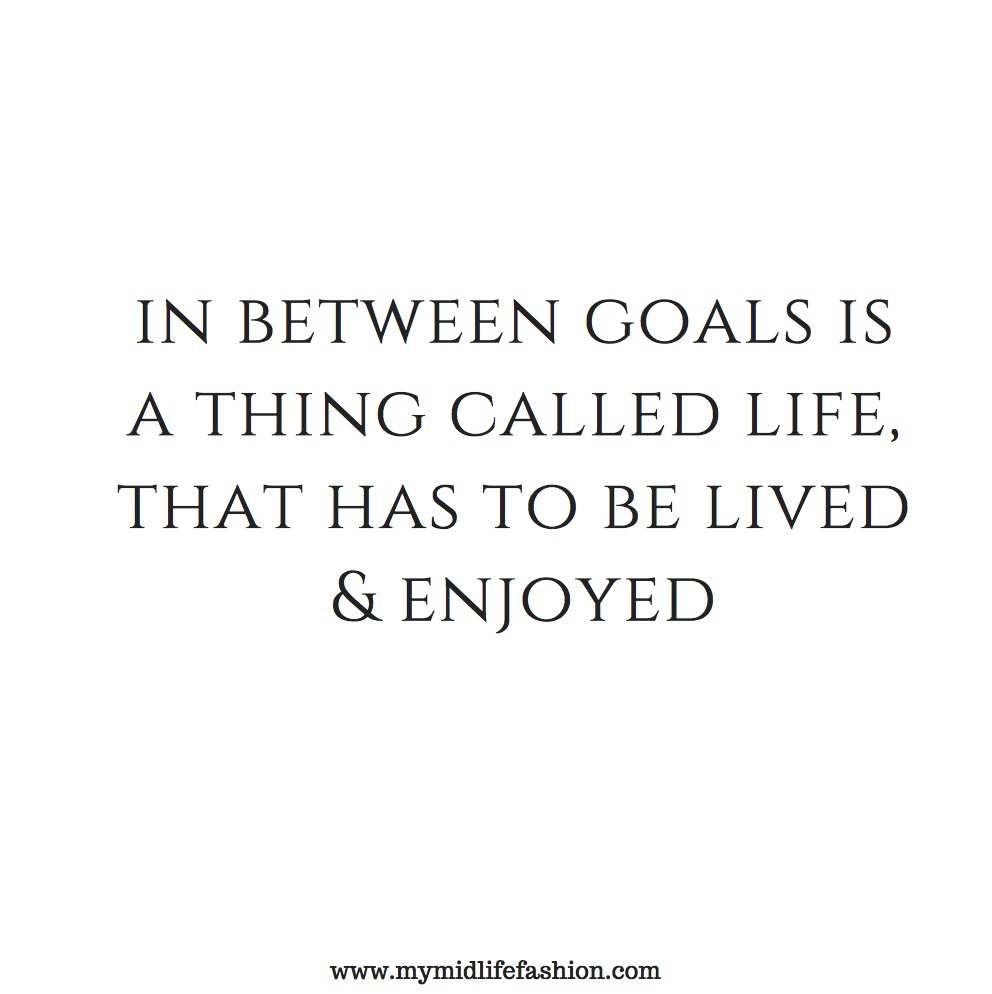 mymidlifefashn's tweet photo. So very true but sadly so easy to forget. Definitely one to remember!
.
.
.
#mondaymotivation #life #lifebalance #balance #liveyourlife #enjoyeverysecond #makeeachsecondcount #quote #quotes #saying #sayings #sayingstoliveby #motivation #positivethinking #inspiration https://t.co/dTl4Zx6u4z