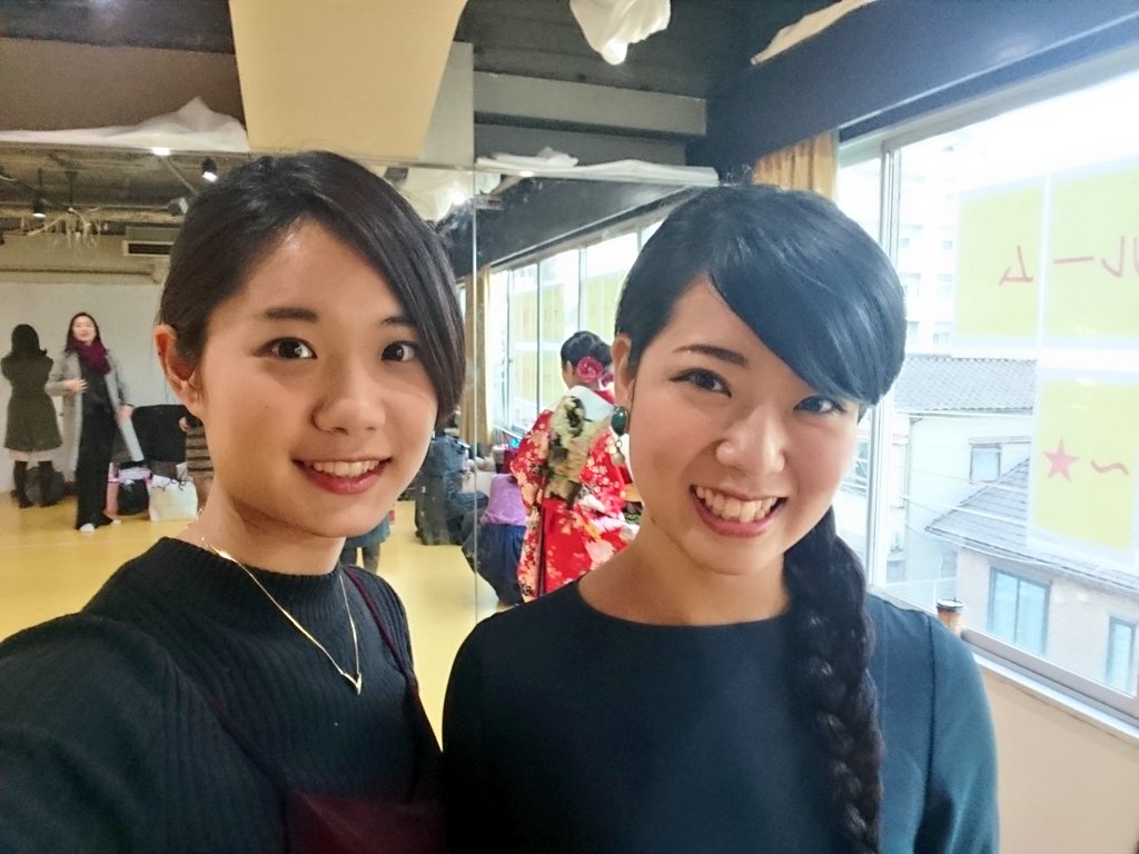 宮内 菜奈子 国際利酒師 そして今回のツーショットは 熊本代表の原田ひかりさん ひかりさんは日大芸術学部を卒業された後 ミュージカル等でご活躍されています ふんわりとした笑顔がすてき いつもかわいいイヤリングをつけていますが すべて手作り 宮内 菜奈子 国際利酒師 そして今回のツーショットは 熊本代表の原田ひかりさん ひかりさんは日大芸術学部を卒業された後 ミュージカル等でご活躍されています ふんわりとした笑顔がすてき いつもかわいいイヤリングをつけていますが すべて手作り