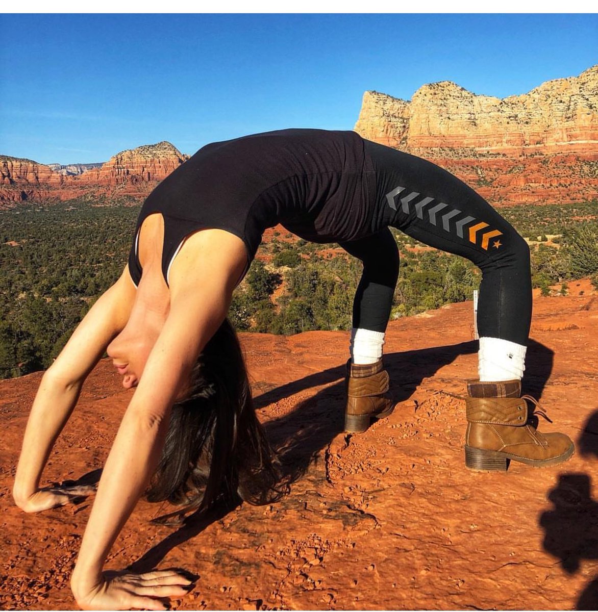 NYCfitfam's tweet photo. #monday mornings can feel harsh after a weekend. So be a little flexible and take time throughout your day to be at #peace. #yoga #fitness #yogi #yogapose #bridgepose #fullwheel #wheelpose #sedona #arizona #yogaeverydamnday #fitfam #fitnessblogger #fitlife #fitspo #fitmom https://t.co/BNfuYqnNxZ