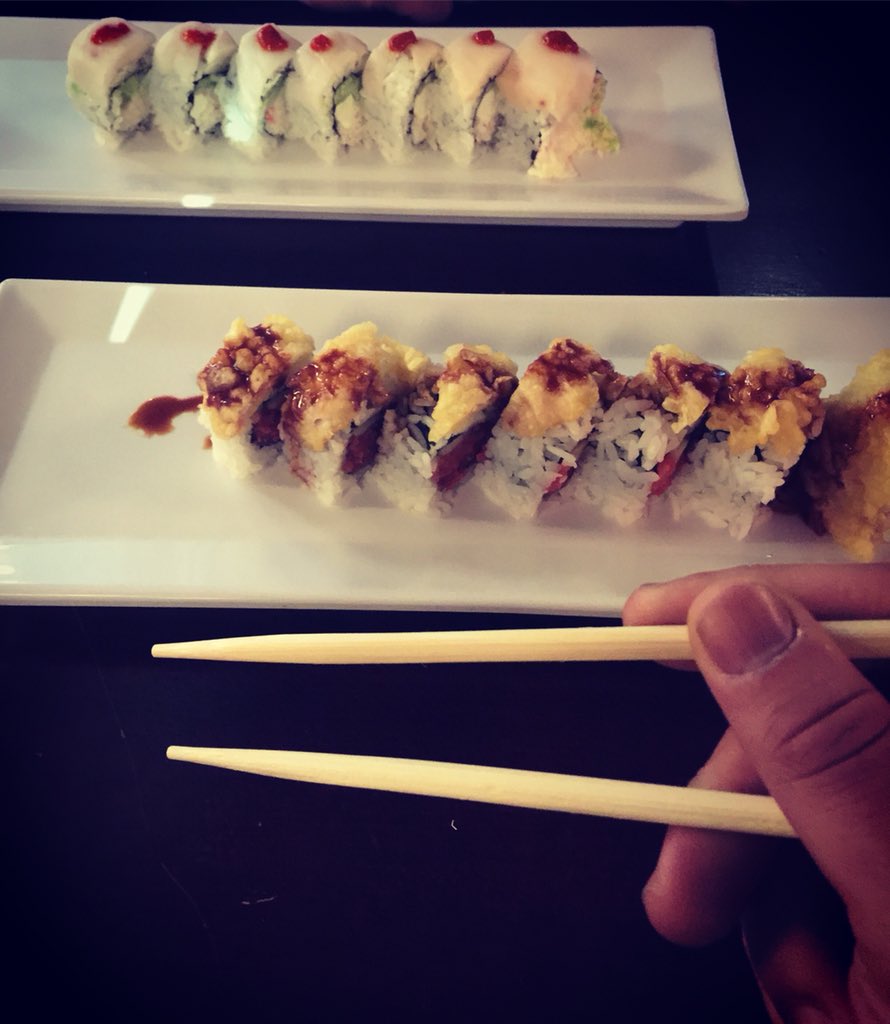 PANDALIFEMF's tweet photo. Had a good  #sushiday, relaxed chilled and played some #marvelvscapcominfinite https://t.co/gU8VTcJBw9
