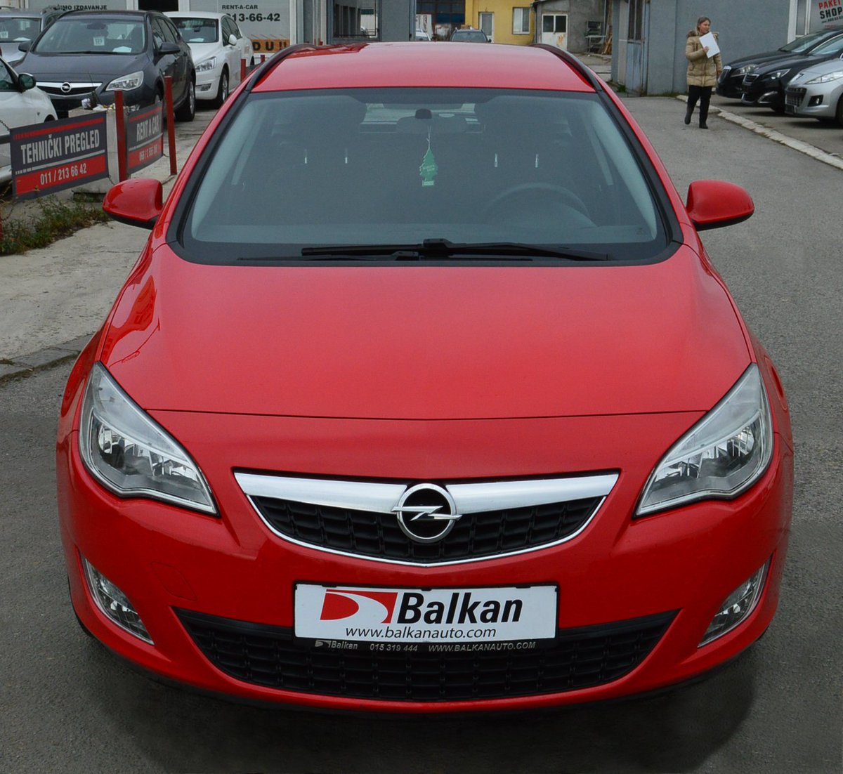 balkan_auto's tweet photo. OPEL ASTRA 1.7 CDTI karavan
 2012god

 6.690eur

 Detaljnije: https://t.co/DLTQyypu5E
 Ostala ponuda:  https://t.co/Qusk3aYYid

 ☎️ 066 277 000 ☎️
 Novi Beograd, Staro Sajmište https://t.co/v0dhhpbHM1