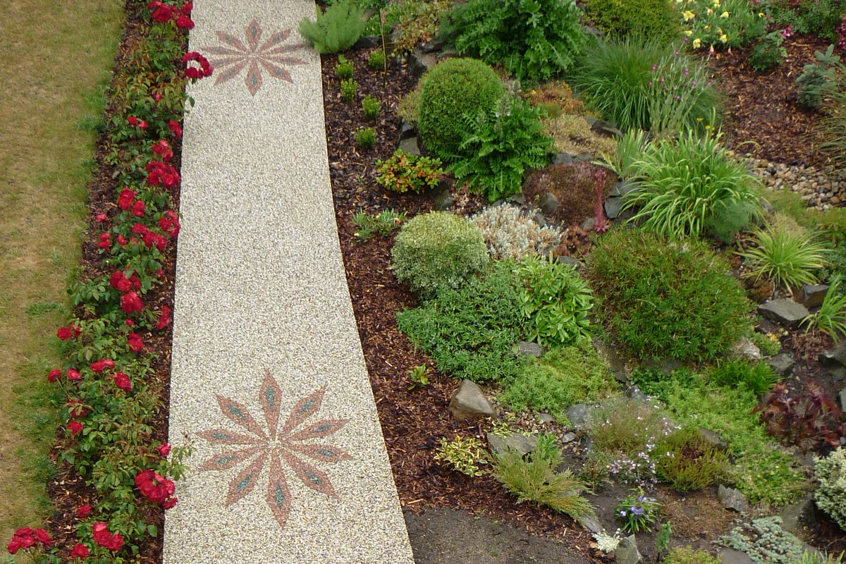 Spolchemie's tweet photo. Kamenný chodník CHS-EPODUR STONE - za 24 hodin hotovo! Přečtěte si náš článek: #stonecarpet #kamennykoberec #kamennychodnik 
https://t.co/4EHyadv5RU https://t.co/coVObtALXV