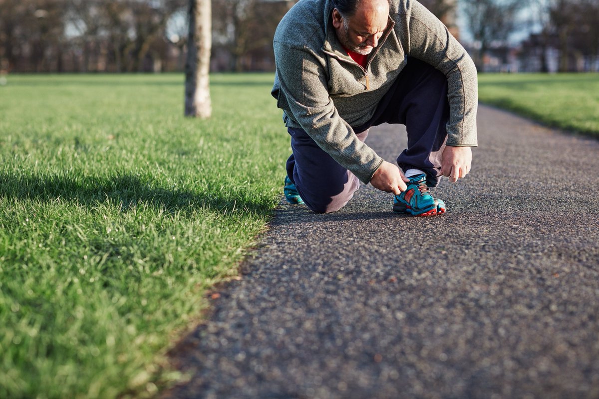 NHSEngland's tweet photo. Around 40% of all deaths in England relate to everyday habits and behaviours such as eating too much unhealthy food, drinking too much alcohol, not being active enough or continuing to smoke. They also cost the NHS more than £11 billion every year. Let’s start 2018 on right foot! https://t.co/uYf9qSAdru