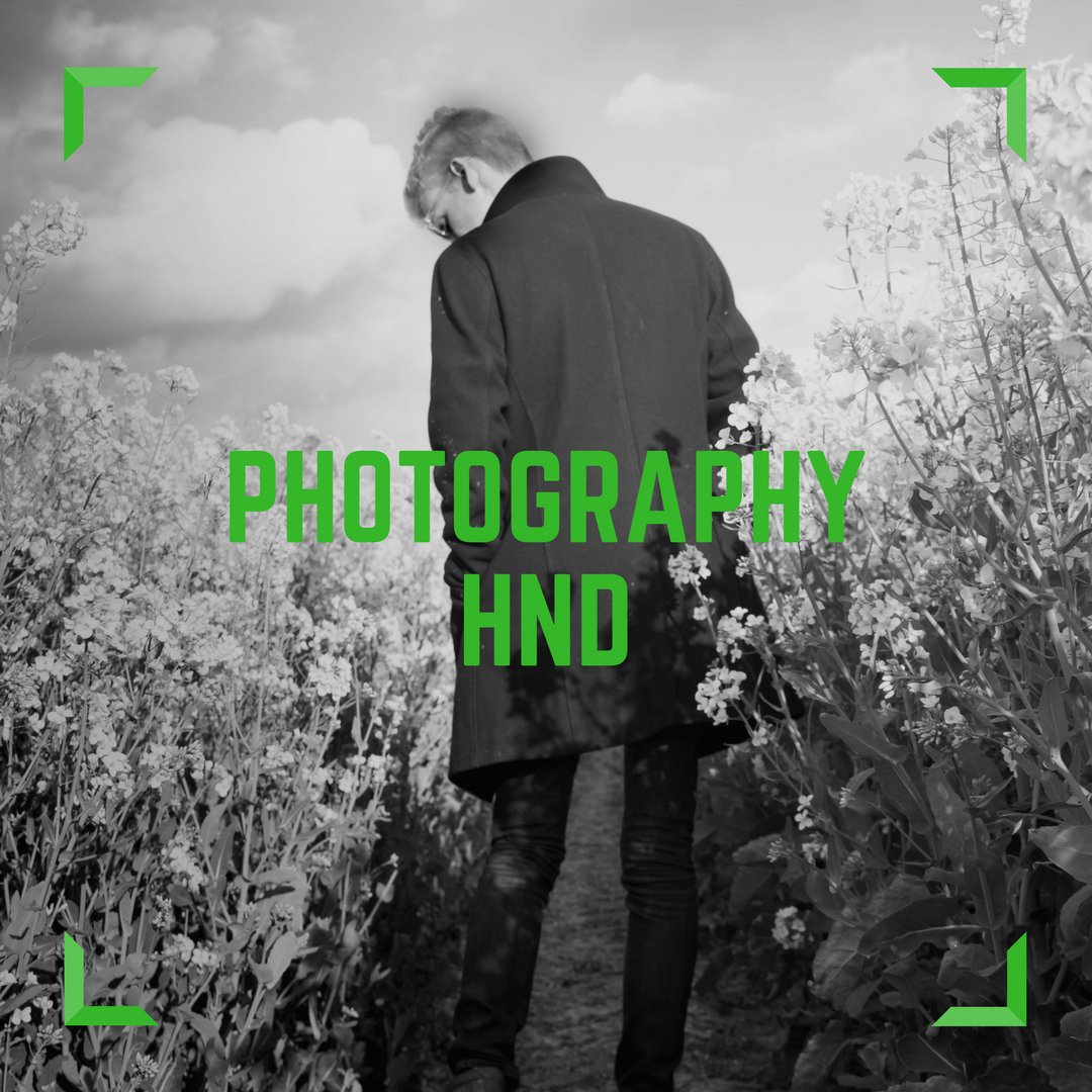 BlakeCollege's tweet photo. These new and innovative two-year courses are available for photography, graphic design and art practice. Enrolling now for April. #Blakeisbest #BlakeCollege #photography #London #HigherEducation #HigherNationalDiploma #HND https://t.co/Ca0qVkZsIn