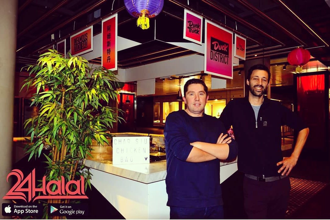 Asian comfortfood by <a href="/DuckTruckNL/">Duck Truck</a> in the heart of Amsterdam Central Station ❤
m.facebook.com/24halal/photos… #halal #travel #DuckSquad