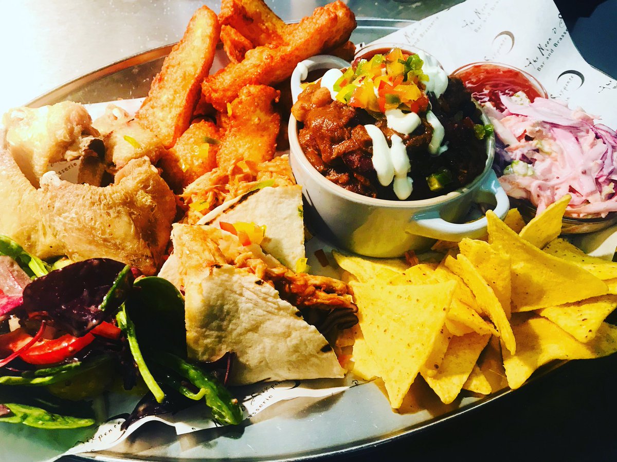 moonandsixp's tweet photo. Our offers are still running until the 8th of February. Come down and see us by the harbour #whitby #eatingout https://t.co/7jiVOreVon