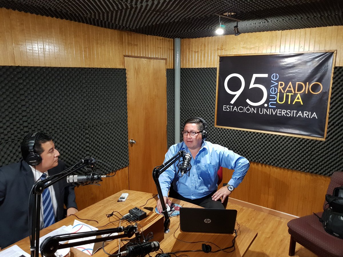 Minjudharica's tweet photo. ⭕AHORA ➡️ SEREMI de Justicia y DDHH @riturriagaq conversa con 🎙Radio @UTarapaca sobre: 1° Política Pública de Reinserción Social; Ley que crea la Defensoría de la niñez; Beneficios Penitenciarios y 1° Plaza de Justicia de 2018 en San Miguel de Azapa para este martes👏👏 https://t.co/MYYj4FdqjN