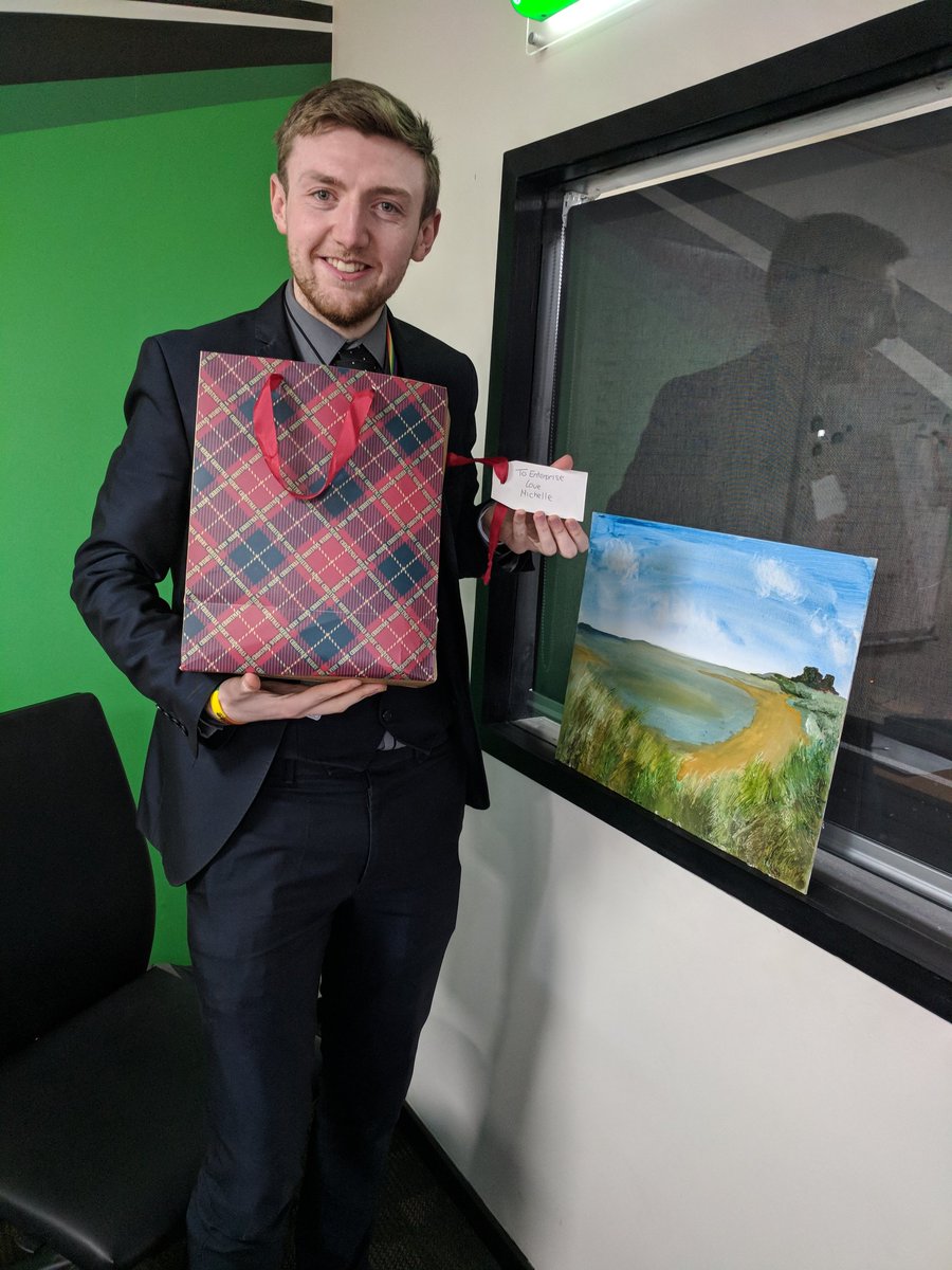 lauraerac02's tweet photo. Gifts for the whole branch from one of our regular corporates.  🙌🏼 @LarryErac @OliverBoucher2 #dreamteam https://t.co/5lNIcmCWBq