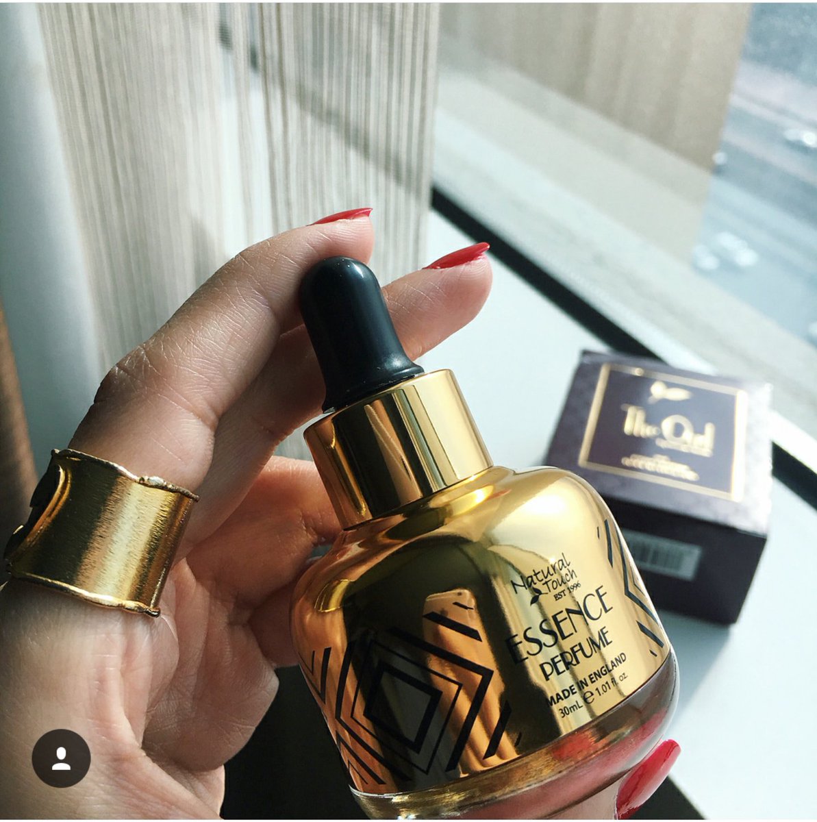 تاتش عطر ناتشورال شنطة اكسسوارات