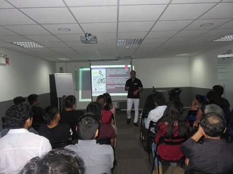 JPeredaF's tweet photo. Ayudando a los futuros  empresarios a maximizar sus ganancias y aplicar los recursos de forma más productiva. ¡Seguimos creciendo gracias por confiar en la ESCUELA! 😉✌
#EmpredeYa
#EducacionFinanciera 
#Emprendimiento https://t.co/OYpuenItUd