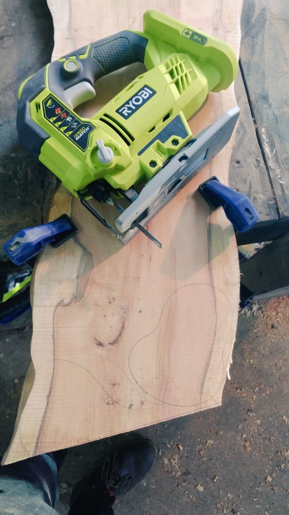 gr8thingstodo's tweet photo. Terrible weather prevents us from working on our shepherd's hut restoration... So instead we've been #woodworking inside with a bit of help from @RyobiToolsUK #diy #woodwork #Jigsaw #tealight #candles #powertools https://t.co/w0Us343QIv