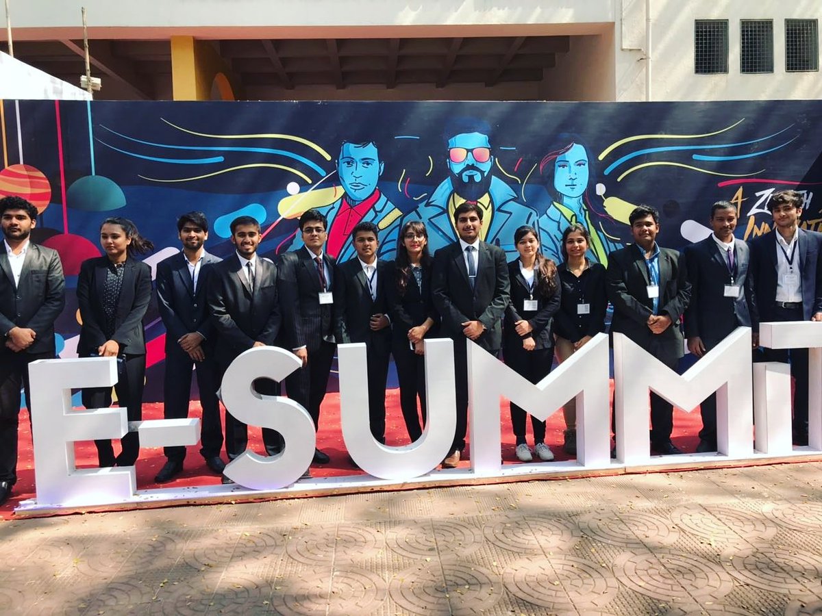 utkramapu's tweet photo. E-Summit 🔸 A Zenith Of Innovation 🔹

#esummit2018 #teamnec #final #utkrama https://t.co/PBJW5L3RZT