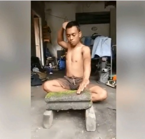 This video definitely warrants a second look! tinyurl.com/ycw3zhqb