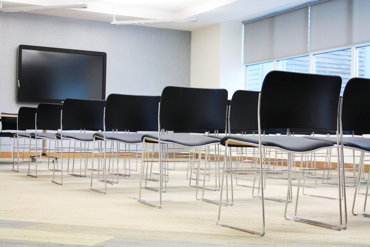 AV2000_UK's tweet photo. Training room needs are often dependent on the software being used and the way in which training is being done. #AVInfo #AVTech #AVTweeps https://t.co/sfxPZ2eLMt https://t.co/W7n19N2WQI