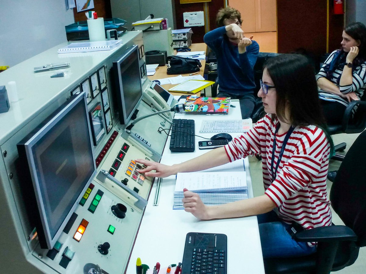 Kristinca_J's tweet photo. Today I became the first woman (also the first one, in general) from Macedonia that has ever started and controlled a nuclear reactor - TRIGA Mark II reactor at the Jožef Stefan Institute.

Course: Experimental reactor physics
prof: doc. dr. Luka Snoj https://t.co/Ob7UevkP4V