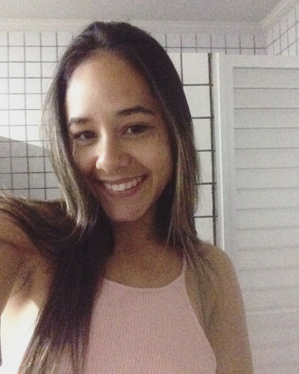 Anayan_ss's tweet photo. Não gosto de maquiagem 😚 https://t.co/qQoKWRnIGK