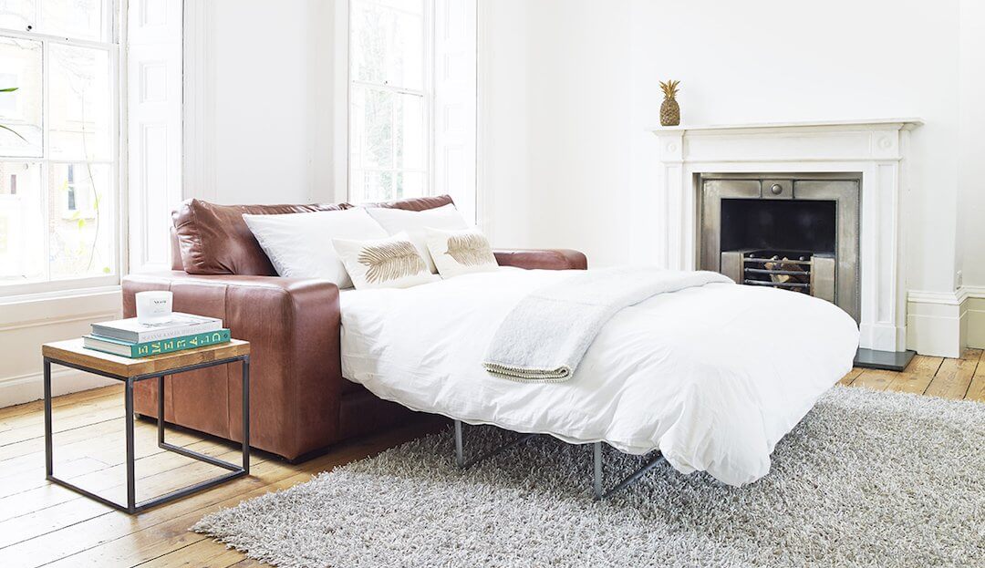 darlingssofas's tweet photo. Are you thinking of buying a #leather #sofa #bed for your #house? In this helpful #article you will find useful information to choose the right sofa bed for you.
#mondayblogs #darlingsofchelsea #sofabeds
https://t.co/7PRIoWIVjU https://t.co/qPuE31nffC