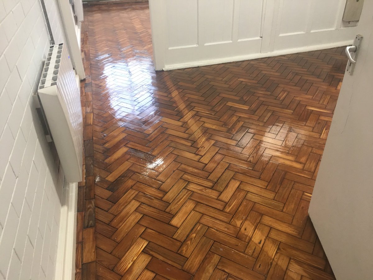 woodflooringco's tweet photo. Pine Parquet block flooring sanded / finished in @PallmannUK PALL x 98 Gold for Loft Interiors on Hyde Road. #pallmann #parkettprofi #sanding #floors #wood #goodforwood ๐ https://t.co/7AbFjfwAg9