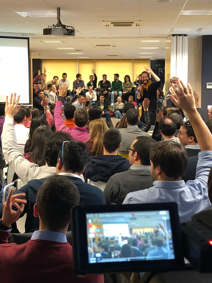 rf_ventura's tweet photo. linkbyuma Linkers!!💡
Después del exitazo del jueves pasado queremos daros las #GRACIAS por participar en nuestro primer encuentro #UnblockingChain.
Fue un placer recibiros en linkbyuma 👏 https://t.co/rxvcPHfjhc