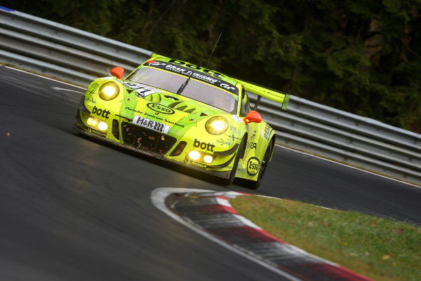 RNWracingnews's tweet photo. PORSCHE SUPPORTS CUSTOMER TEAM AT 12-HOUR ...
#2018 #Bathurst12Hour #CraftBambooRacing #DirkWerner #EarlBamber #FrédéricMakowiecki #IntercontinentalGTChallenge #KévinEstre #LaurensVanthoor #MantheyRacing #MattCampbell #PatrickLong #Porsche911Gt3R #R
https://t.co/hkkkwN4b3l https://t.co/tTVMCYvzET