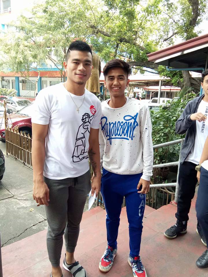 BryanCabuntala's tweet image. the present and the future👈👌🏀
#thepassenger
#thebusdriver
#jiojalalon