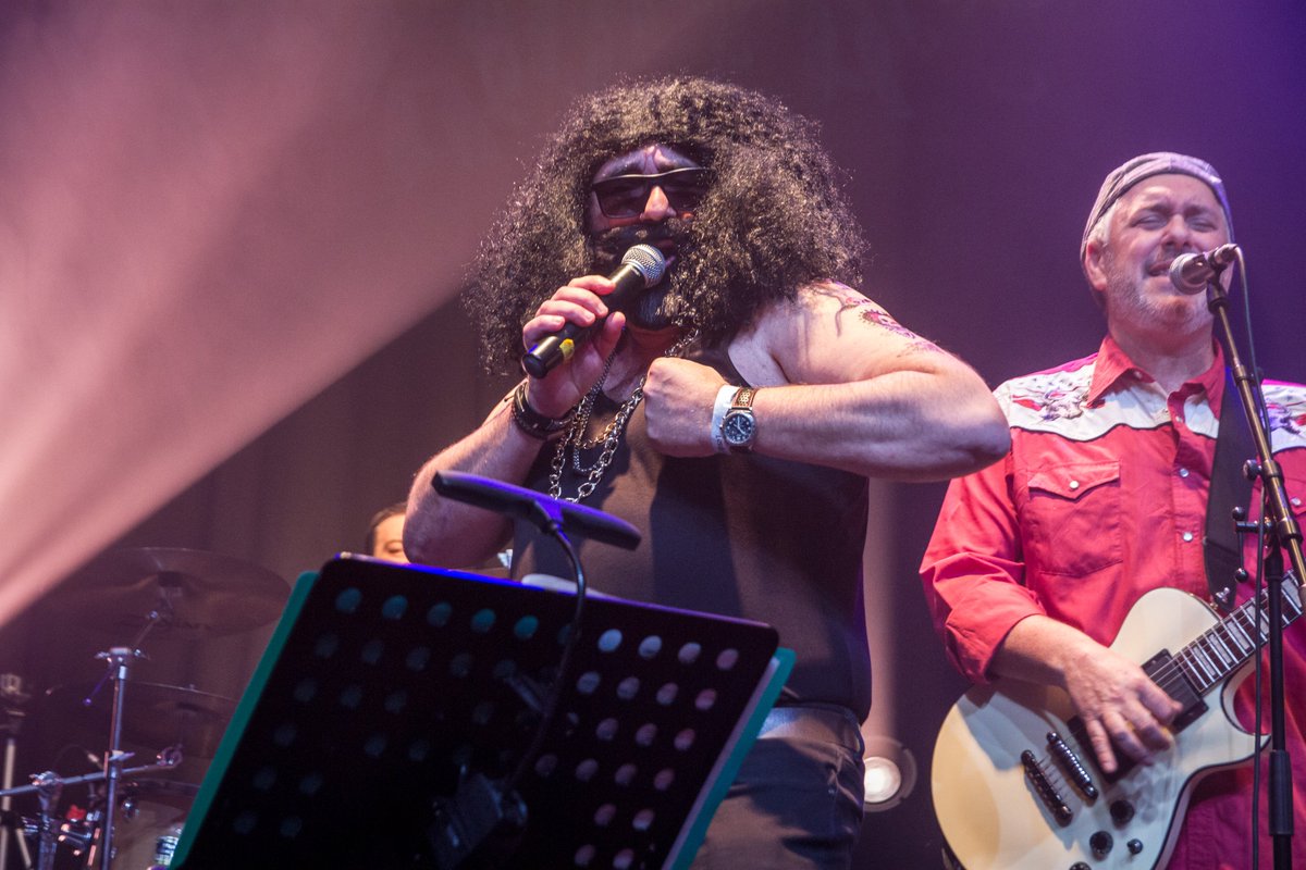 FRubricatus's tweet photo. Ja tenim aquĆ les fotografies del nostre III Concert Solidari amb #LABANDATONPARE a @Lacapsa! Moltes grĆ cies a totes les persones que hi vau assistir!!
Fotografies: Elena Ćlvarez
https://t.co/eGs5hYpe7x ⦠https://t.co/WhMiiff1cB