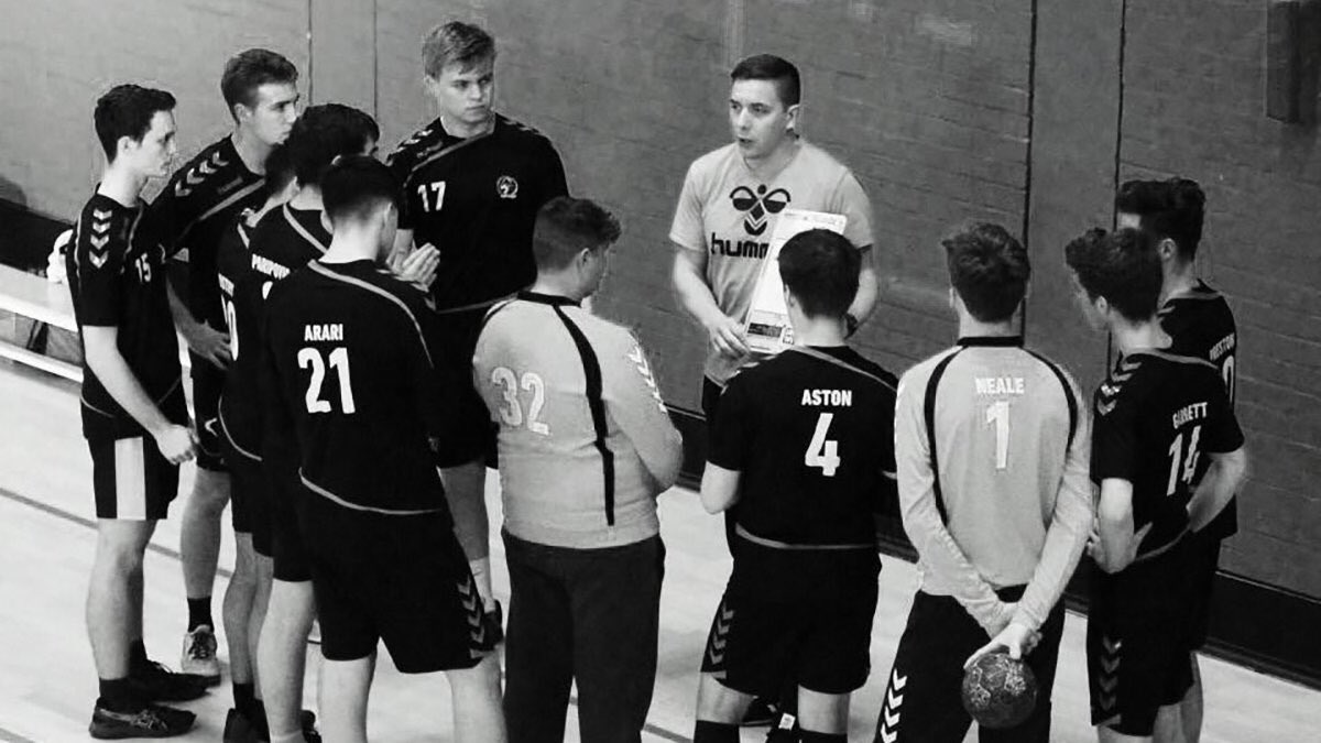 SportPR's tweet image. Take part this evening!

🤾‍♂️ #OlyCats training

⌚️ Juniors: 7-8pm

⌚️ U16+: 8-9.45pm

🏟 Stoke Mandeville Stadium, Aylesbury