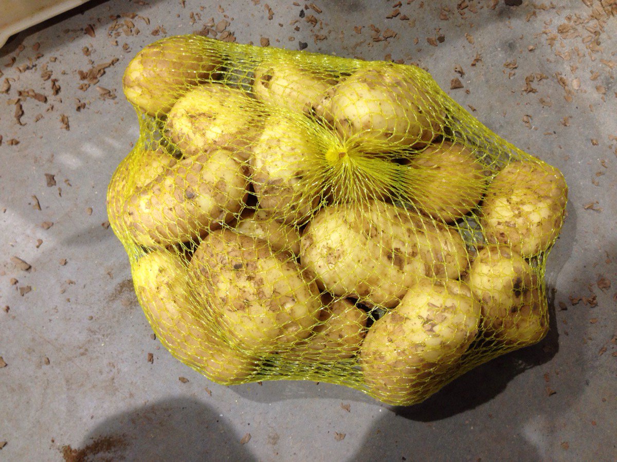 GREEK FRESH POTATOES NOW IS AVAILABLE 
GREEKFRUITS.GR
INFO@GREEKFRUITS.GR
IMPORT-EXPORT FRUITS AND VEGETABLES