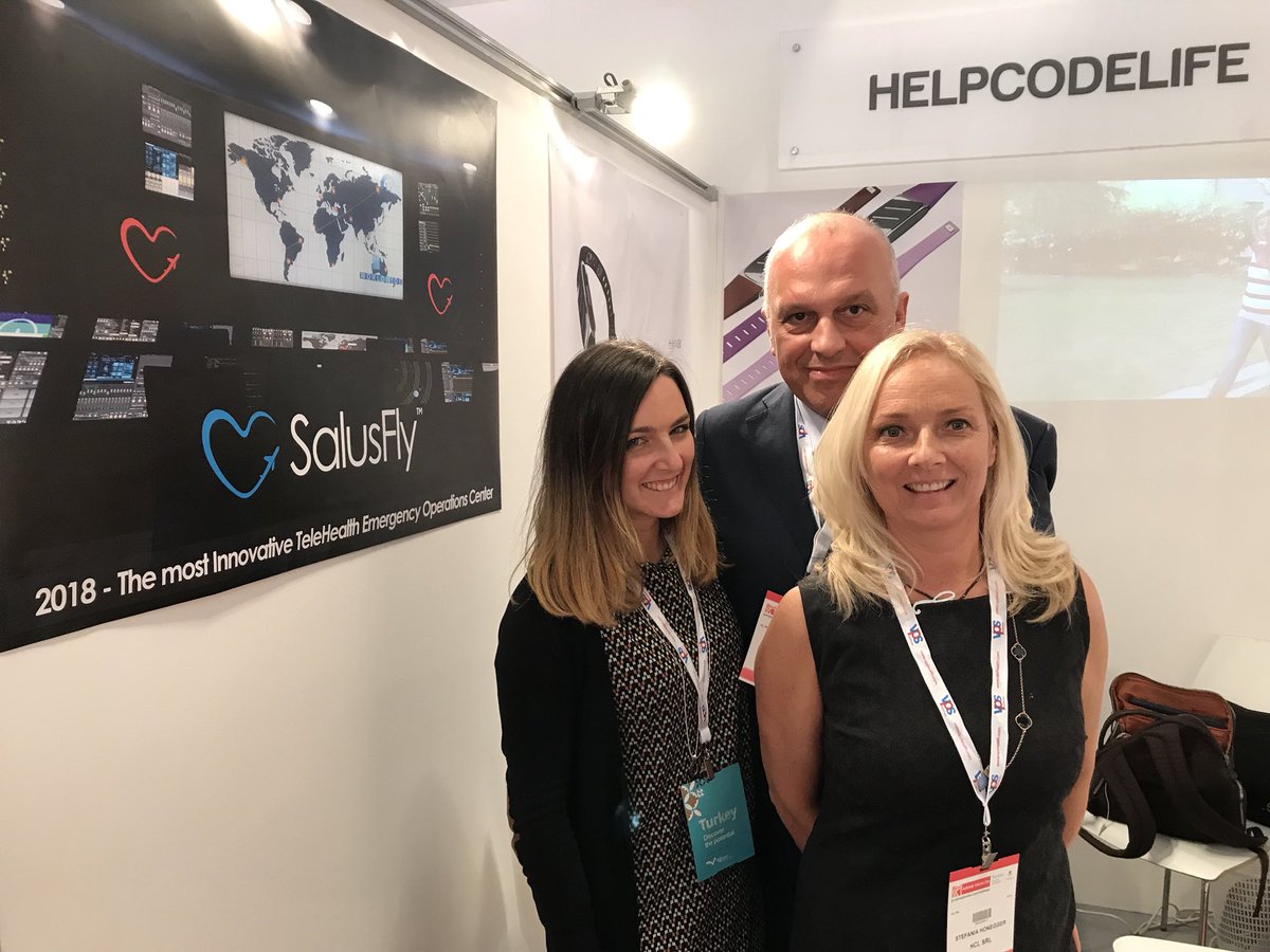 healthcare_de's tweet photo. #startup #Helpcodelife mit #Gesundheitsakte: #Band für #Gesundheitsorientierte und #Patienten überträgt #Vitaldaten, zB #EKG, #Glukose, Blutdruck und #Sauerstoffsättigung, an Arzt/ bietet #ErsteHilfe-Infos/ Distributoren gesucht im arab. Raum, auch in Deutschland #ArabHealth2018 https://t.co/kSTSnWvQGH