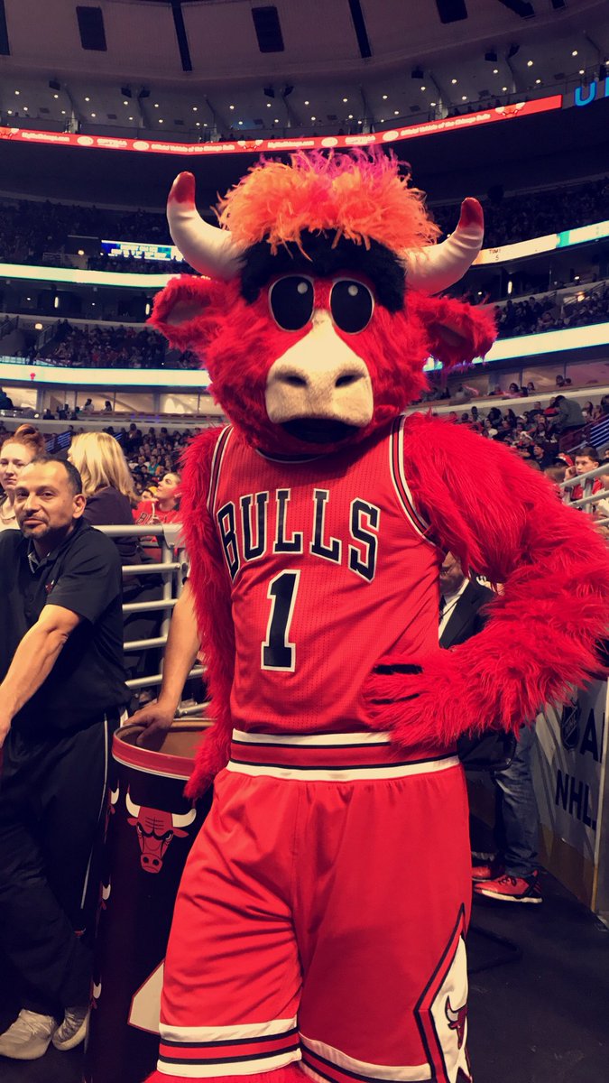 West_IsBest's tweet photo. @chicagobulls @bennythebull Happy birthday to my favorite mascot ever. @bennythebull https://t.co/IYBkx0fOlZ
