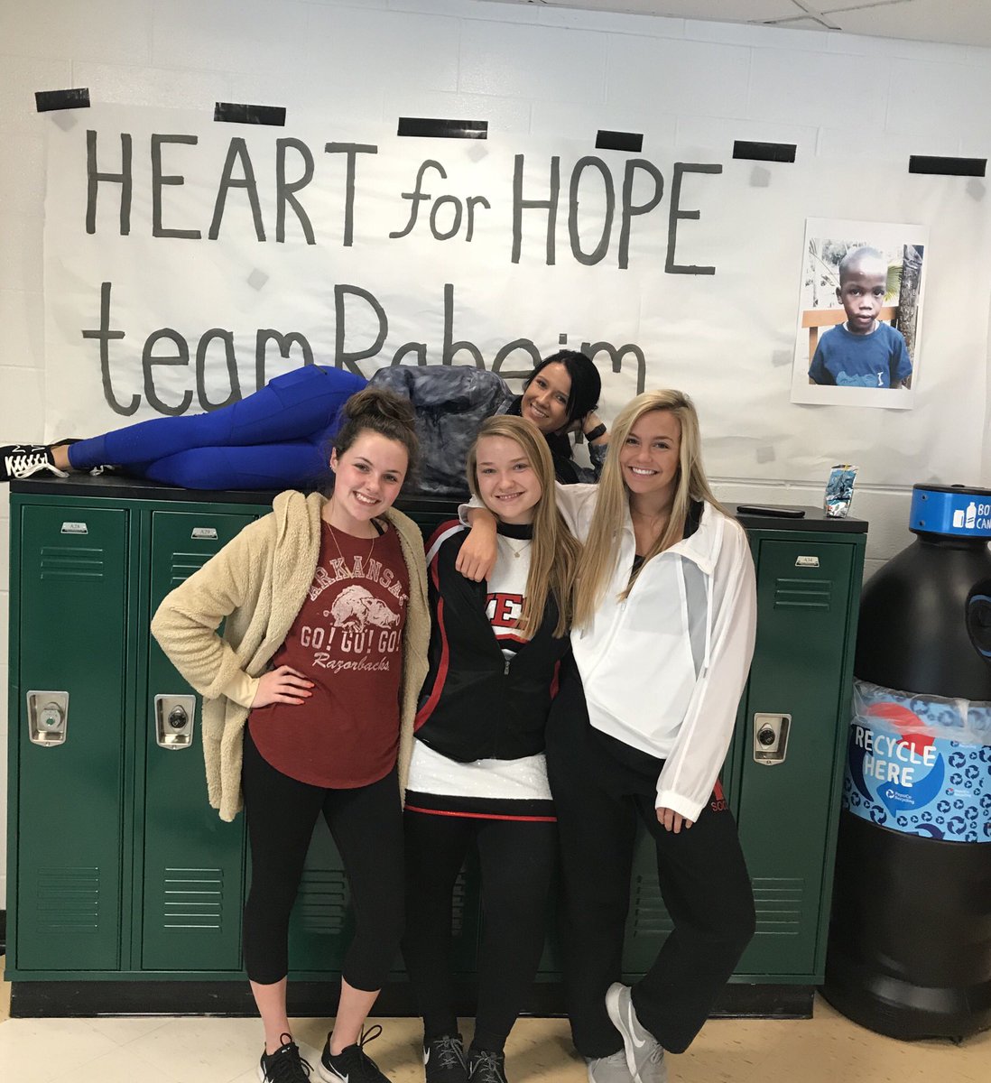 hey FRESHMEN snap a pic in front of the teamRaheim sign and tag <a href="/BVWHeartforHope/">BVWHeartforHope</a> and #teamRaheim and <a href="/BVWPotts/">Brett Potts</a> and <a href="/patino79_jags/">Juan M. Patiño</a> will match however much 💰 you raise with tweets, rts, and likes! 📸💲🔘