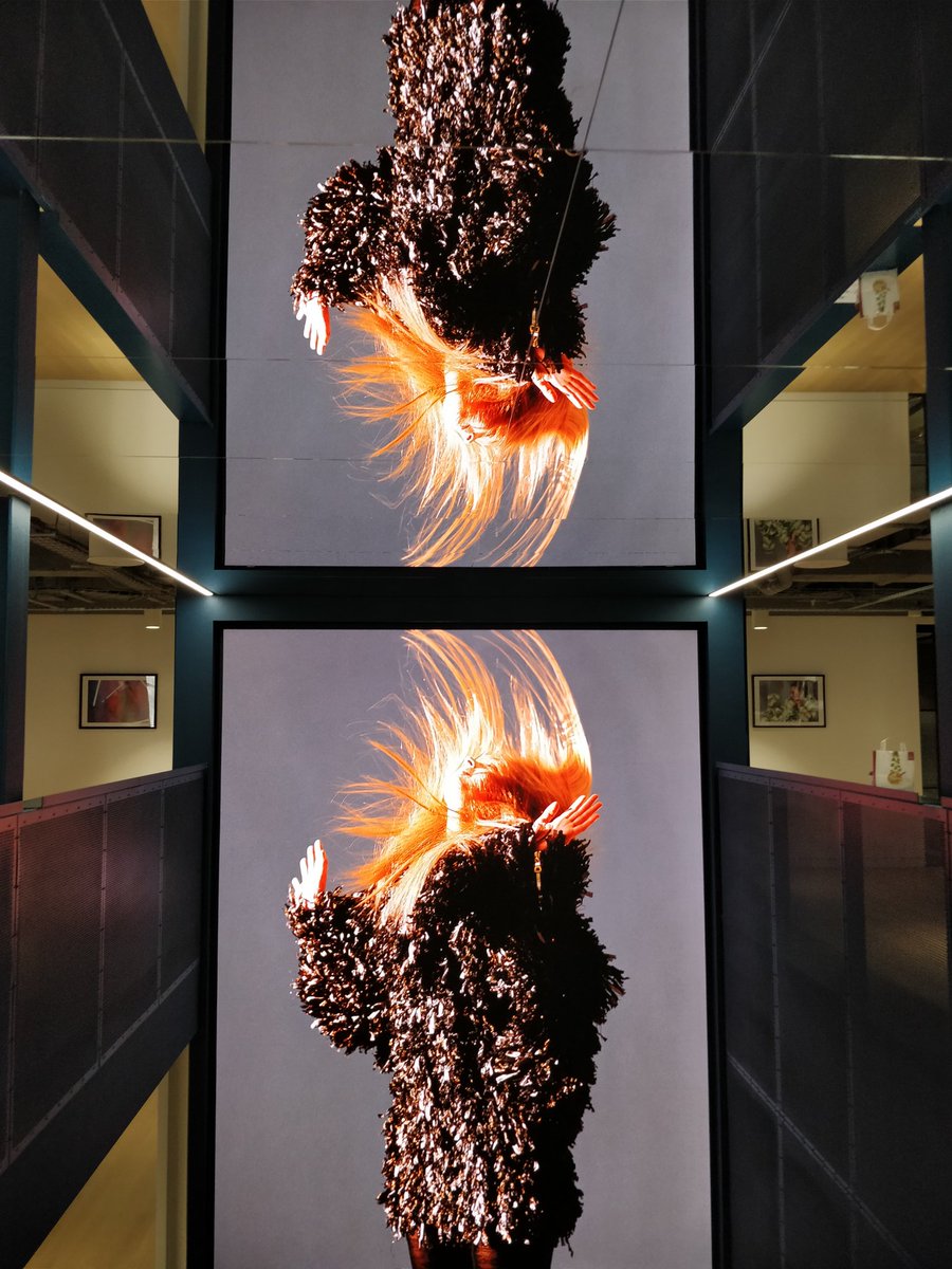 cfhirschorn's tweet image. The new office is so stunning it has taken my breathe away!