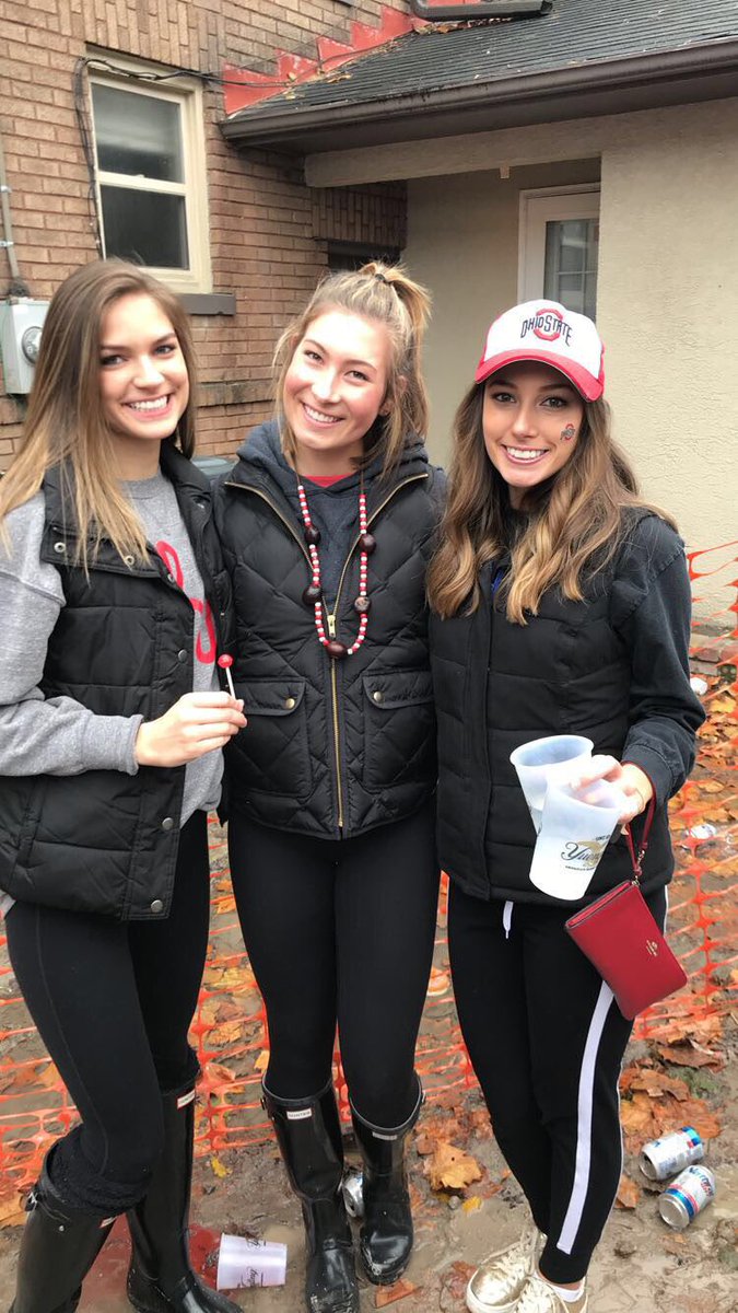 happy birthday to my bestest friend <a href="/juliamorgan22/">Julia Madan</a> oh girl we’ve had some times and I’m so sad that we won’t see each other everyday next year! I love you and I promise I’m gonna get you a birthday gift this year at some point❤️❤️❤️