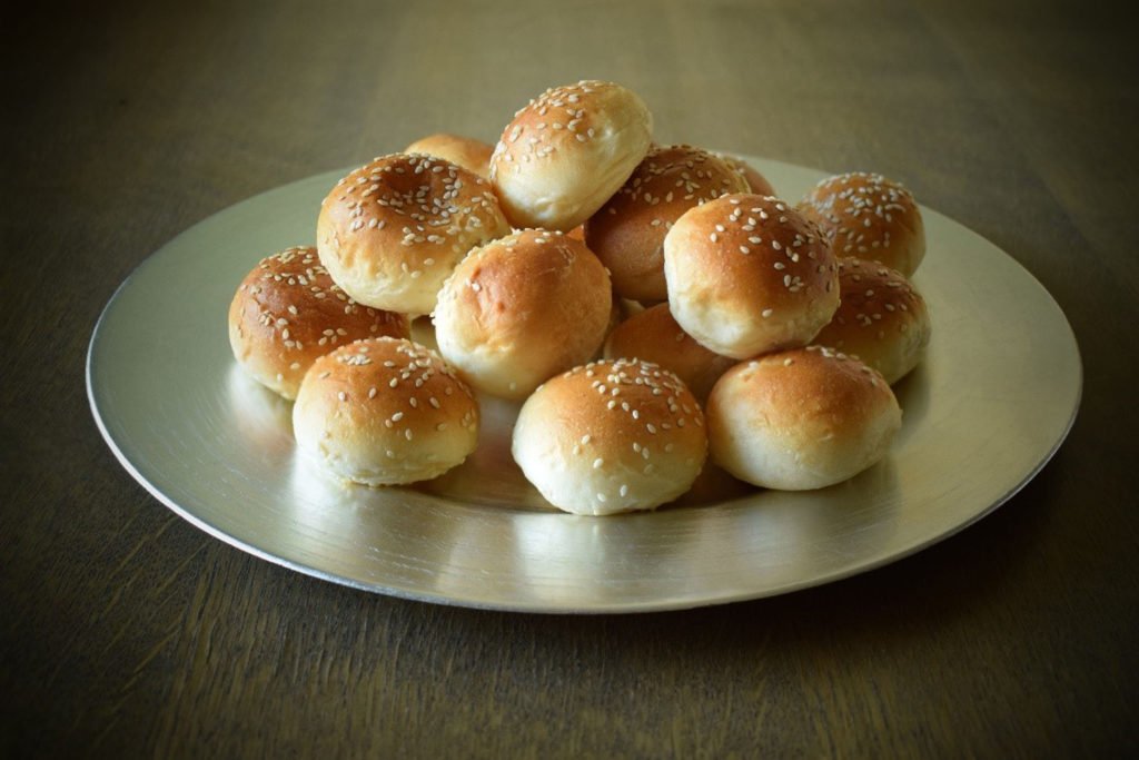 alland_robert's tweet photo. #AcaciaGum can be found in #bread products worldwide - it improves #texture, tastes better and adds soluble #fibre! https://t.co/8naJ0lMoD9 https://t.co/BfRCKfrRiF