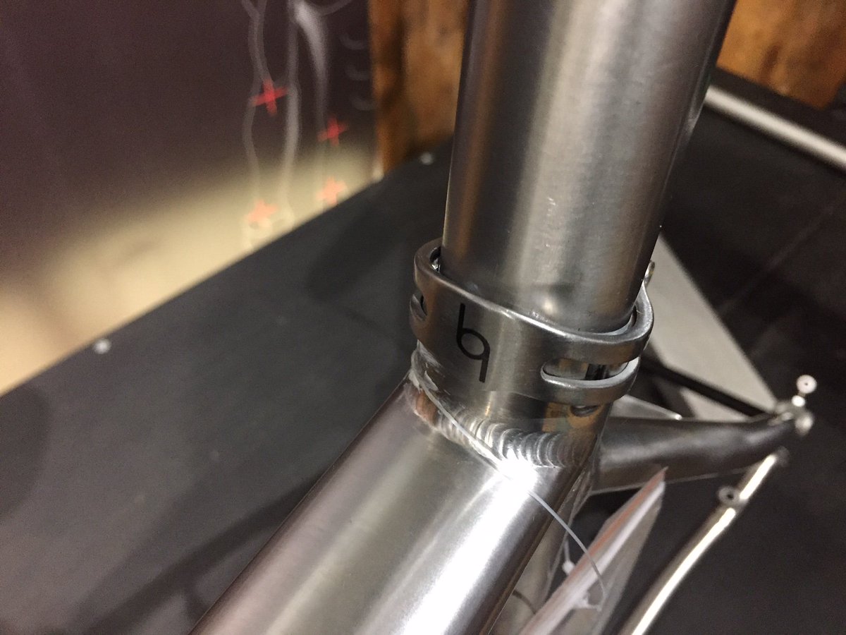 New J.Guillem Atalaya in store ready for a custom build............. <a href="/JGuillemTi/">J.Guillem</a> <a href="/southforkracing/">SOUTHFORK ATB</a> <a href="/wernercoolen/">Werner Coolen</a> 😉