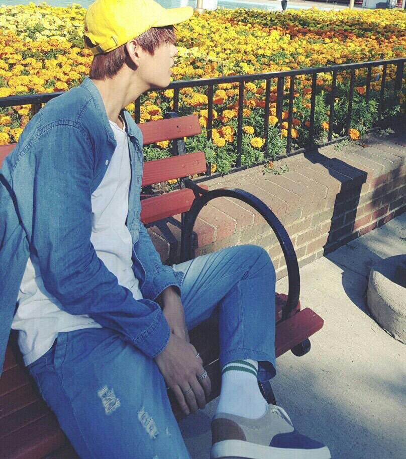 1230____tj's tweet image. .
.
👣テテよりのallペン🐯

👣兵庫ARMY

👣高１

👣新規😓
.
.

#armyさんと猛烈に絡みたいのでRTしてくれた方フォローします 
#安定さん募集︎☺︎
#김태형