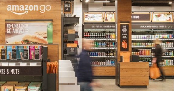 meioemensagem's tweet photo. A AmazonGo, e o varejo, para onde vai? https://t.co/94zpXjnRqN https://t.co/1bMm3JPwZJ
