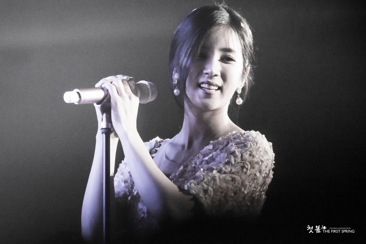 Rongfanbase's tweet photo. 180113 Chorong #에이핑크 #박초롱 (@Apinkpcr) at Apink 4th CONCERT <PINK SPACE 2018> Day 2 #PINKSPACE2018 by 첫봄 The First Spring

🐼DO NOT EDIT OR CROP LOGO🐼 https://t.co/q8zXNBVAFC