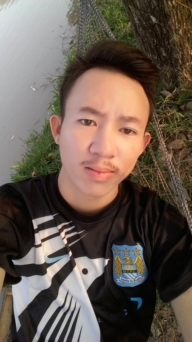 VSouvankham's tweet photo. ສະບາຍດີ ຄົນໂສດ https://t.co/zCk2aFEm9M