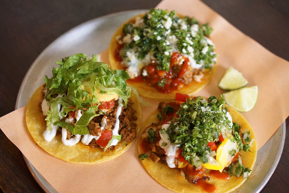 Happy 💃🏼 Hour 💃🏽 All 💃 Day 💃🏼
$16 🌮 combos + $5 margaritas on tap every Monday. #hamont