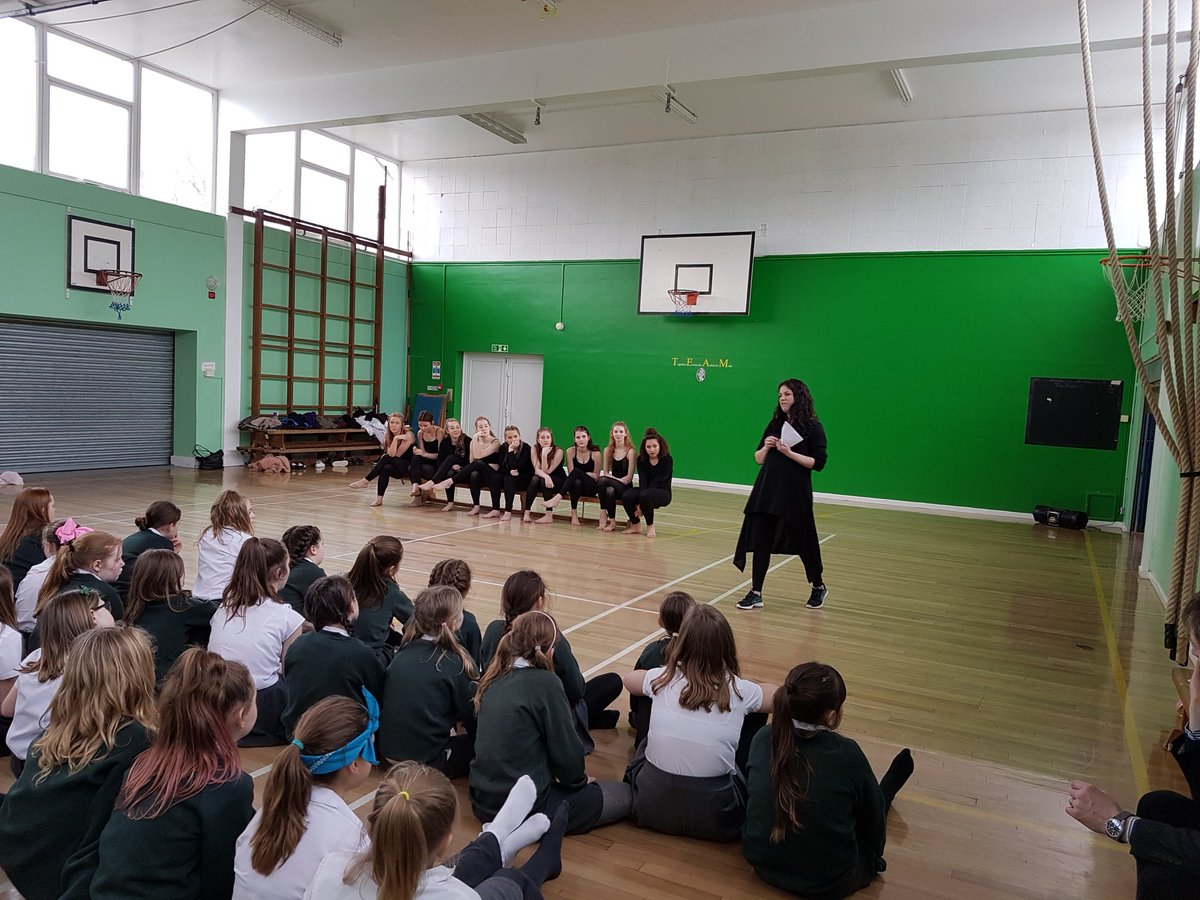 KJARSchool's tweet photo. Careers Day @GrenewaySchool. Thank you to @stageright_CPA FOR sharing your road to success through dance. Brilliant performance #inspiring #CRISP https://t.co/2K3rubULDP