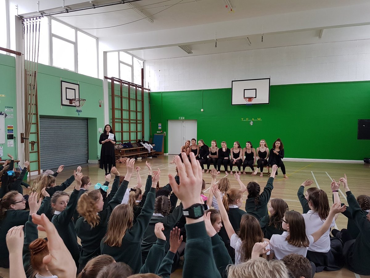 KJARSchool's tweet photo. Careers Day @GrenewaySchool. Thank you to @stageright_CPA FOR sharing your road to success through dance. Brilliant performance #inspiring #CRISP https://t.co/2K3rubULDP