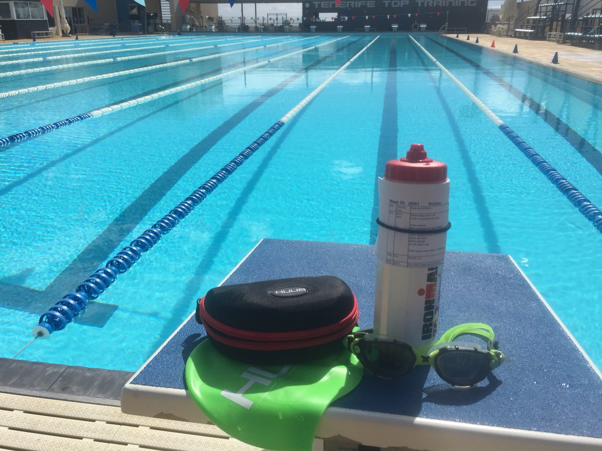 helsvarc's tweet photo. Yep horrible Monday so far .... 🙊🤣👍🏼💪🏼🏊♀️🏊♀️🏊♀️ @alanlawsy @SarahFiddaman @UkTriChat #Swimming #Gettingitdone #training #IMintraining ☀️😎@TnfTopTraining https://t.co/VRdU8rjRie
