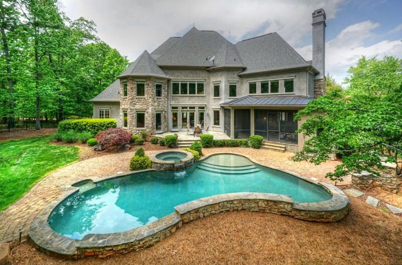 CltClark's tweet photo. Home of the Day: Stunning French Provincial Home in Huntersville https://t.co/OwGBGrS6X1 @AllenTate @CBJnewsroom @CBJEvents https://t.co/6KuXTghKBj