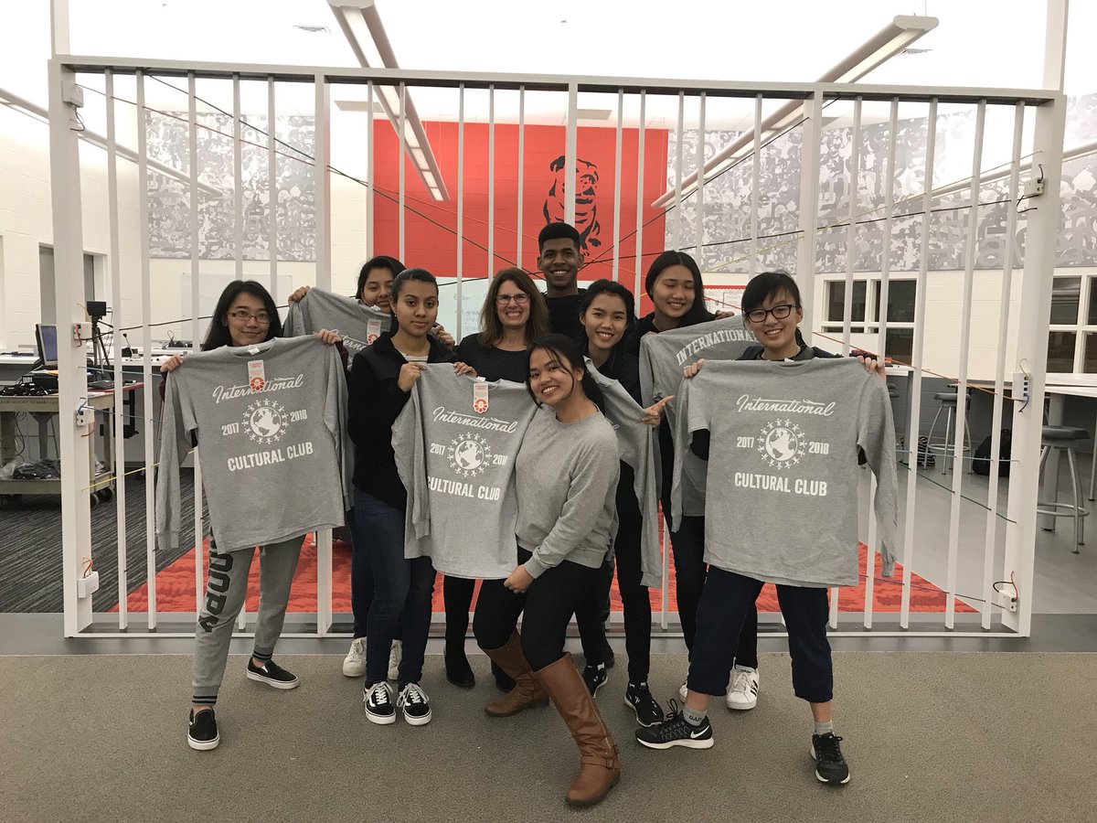 BHSIntNatClub's tweet image. Our shirts have arrived! Pick them up at our next meeting Wednesday, 1/31/18 in the media center!