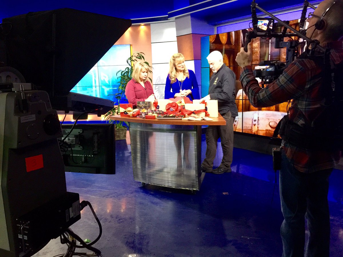 Beer chocolate? Yes please! The <a href="/MoonstruckChoc/">Moonstruck Chocolate Co.</a> truck will be @ Widmer Brewing for Super Bowl Sunday! @kgwpdxtoday