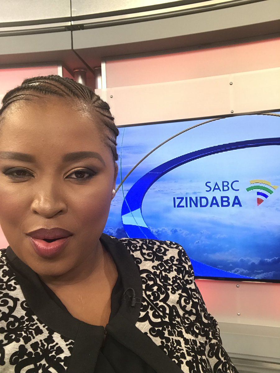 ThabileStella's tweet photo. Good to be back, still not 💯 but I will be 🆗🔜🔜 #RoadToRecovery #Izindaba #TVNews #liveTV #Broadcaster #SABC #AbusiswesMama #WorkingMom #MkaBabes 💄HildaSebiloane 💆🏽‍♀️ @ZarLushh 👗@vabakshnee 🤳🏽@ThabileStella 😉 https://t.co/JFy2PXMwqM
